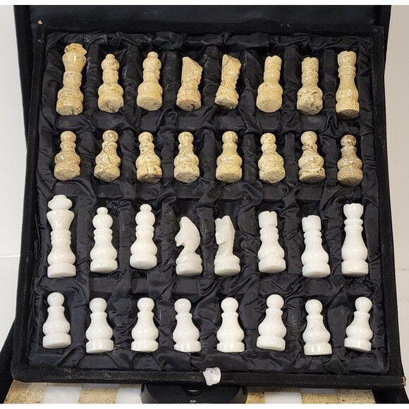 Marble Chess Pieces Only with Storage Tray Coral & White Handmade Gift New - Picture 3 of 8